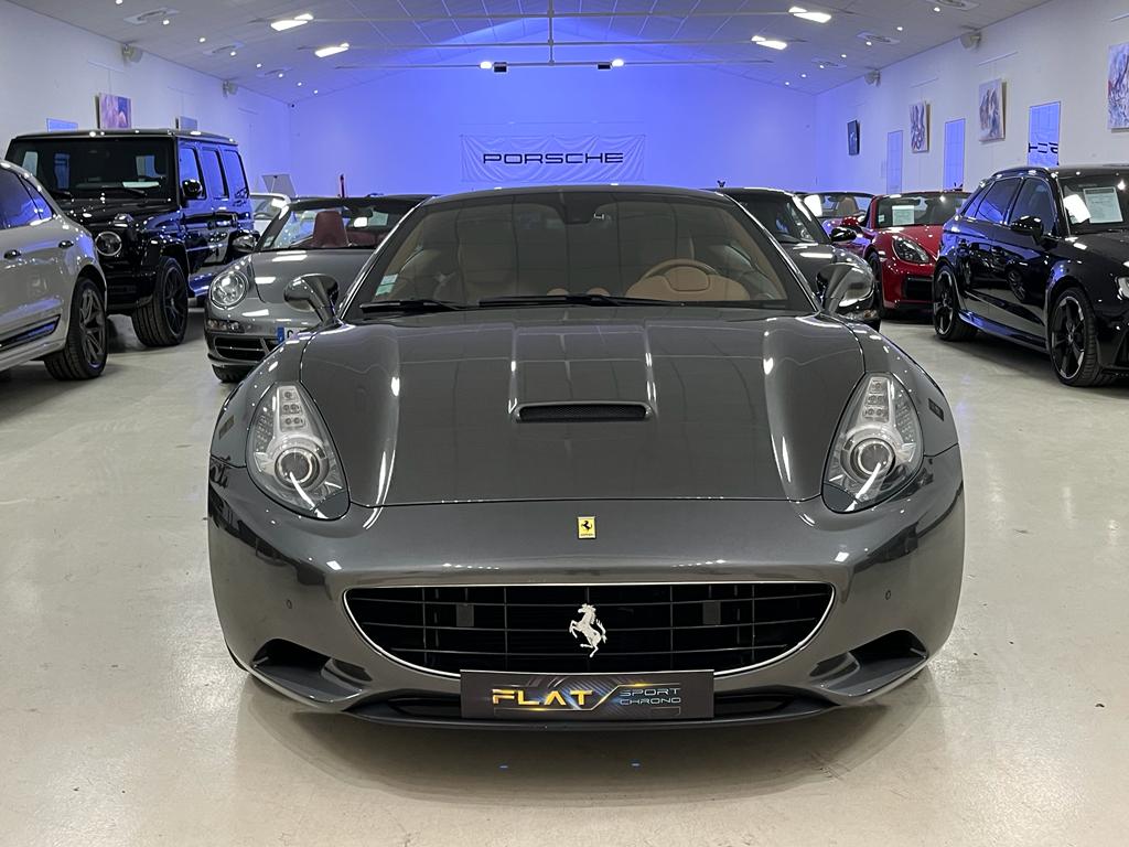 FERRARI CALIFORNIA Cabriolet / Convertible 09/2010